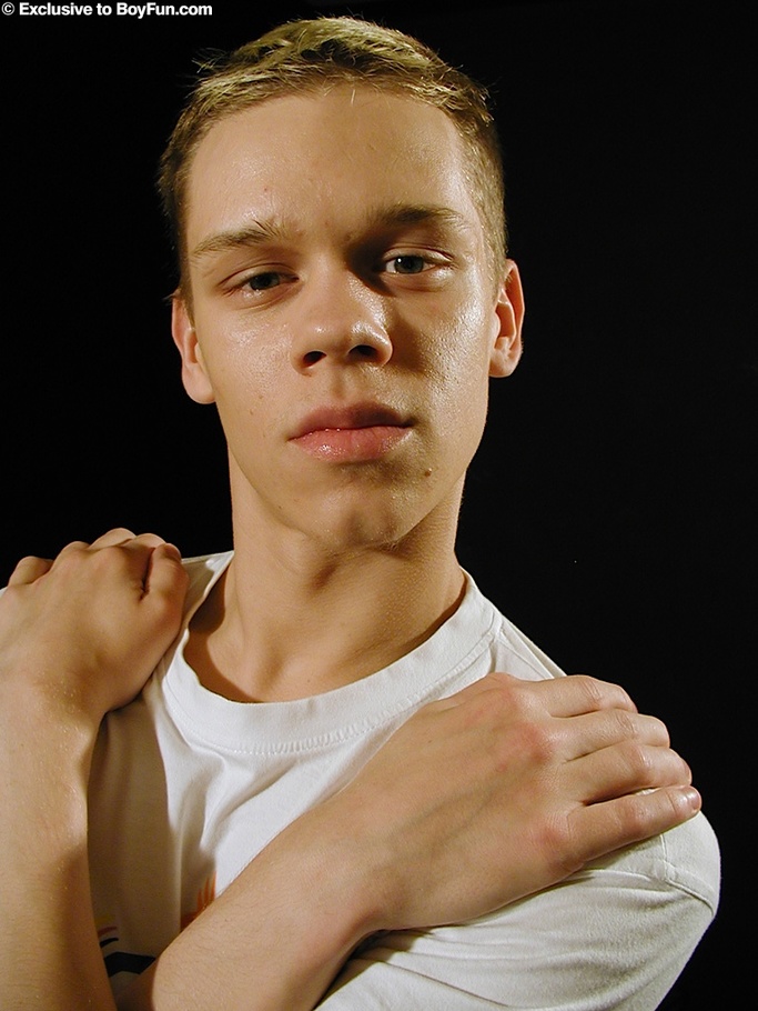 Ask this hot dancer to teach you his flexible movements to fuck with more pleasure - XXXonXXX - Pic 2