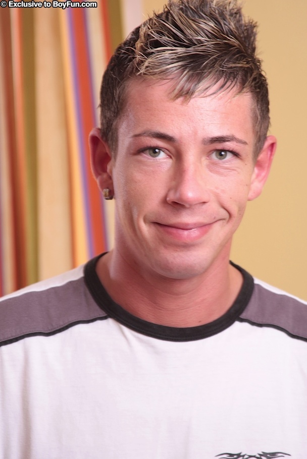 Cute Europeans lad gets totally naked and flashes his hot ass - XXXonXXX - Pic 1