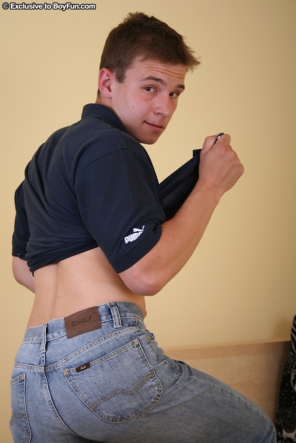 The best thing to get to fuck this sissy is to lick him and then enjoy his anus - XXXonXXX - Pic 2