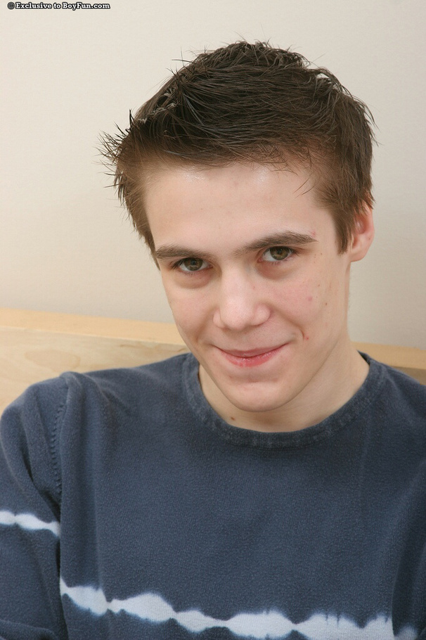 Gay student takes off his socks and gives himself a footjob - XXXonXXX - Pic 1