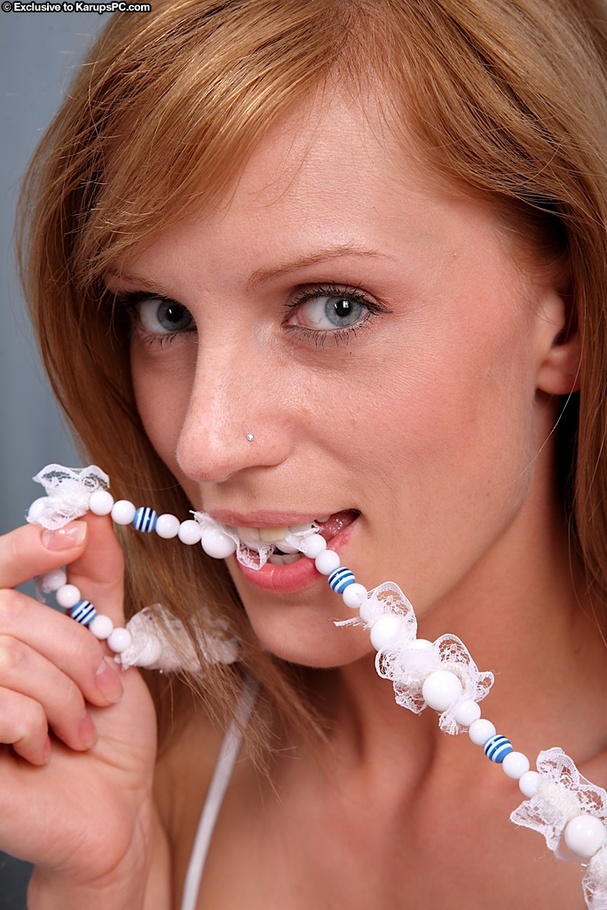 Horny amateur slut stuffs some beads in her - XXX Dessert - Picture 1