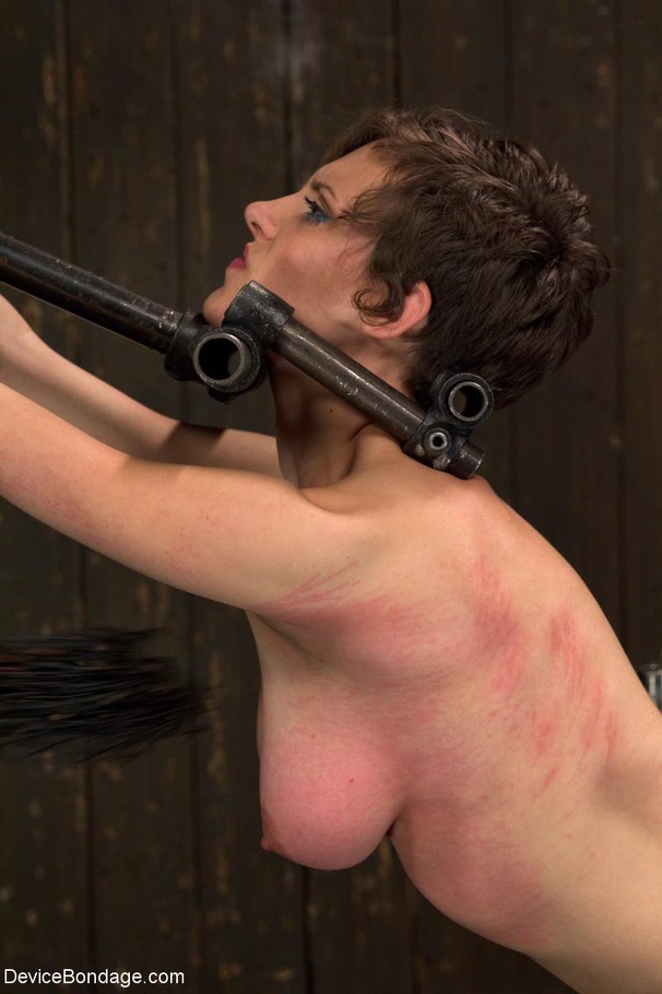 Bitch in black heels feels a flogger hit he - XXX Dessert - Picture 14