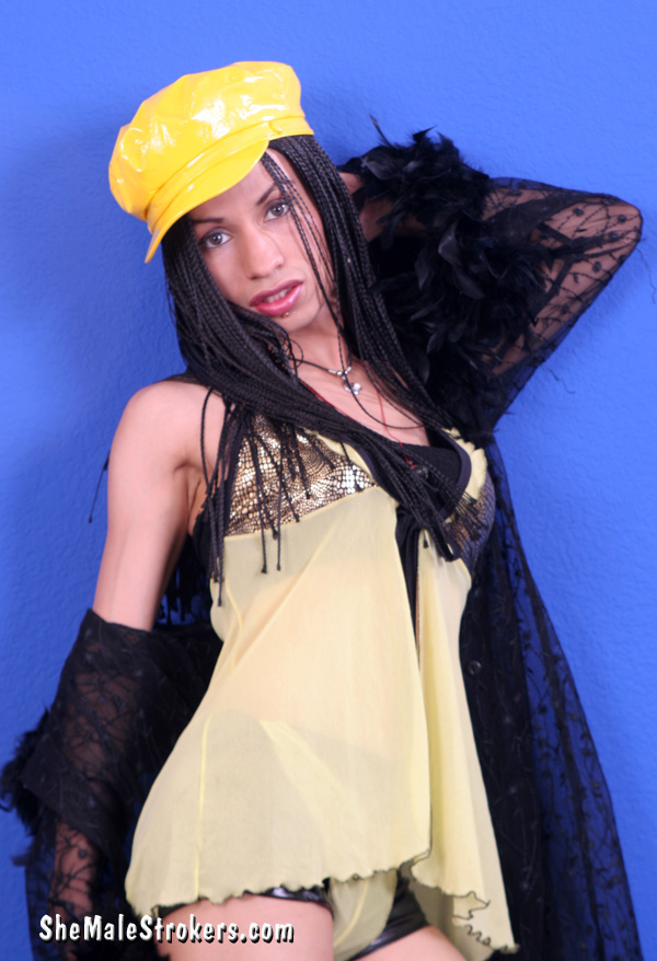 Naughty ebony transsexual lady with long ha - XXX Dessert - Picture 3