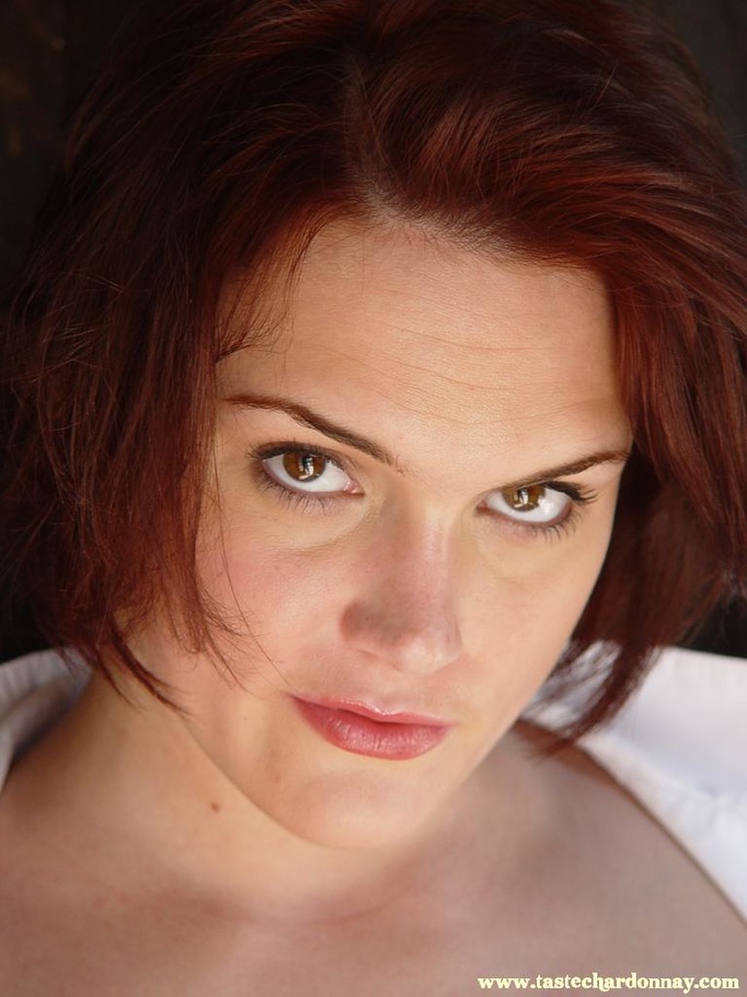 Erotic redhead beauty in black skirt and wh - XXX Dessert - Picture 12