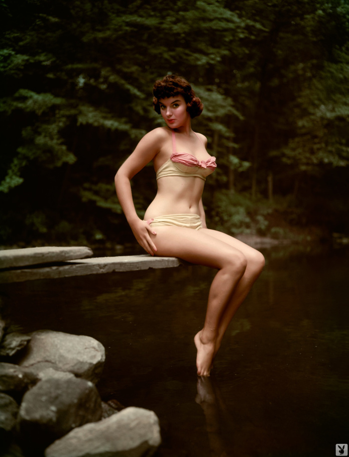 Tasty country babe in hot negligee can’t hi - XXX Dessert - Picture 4