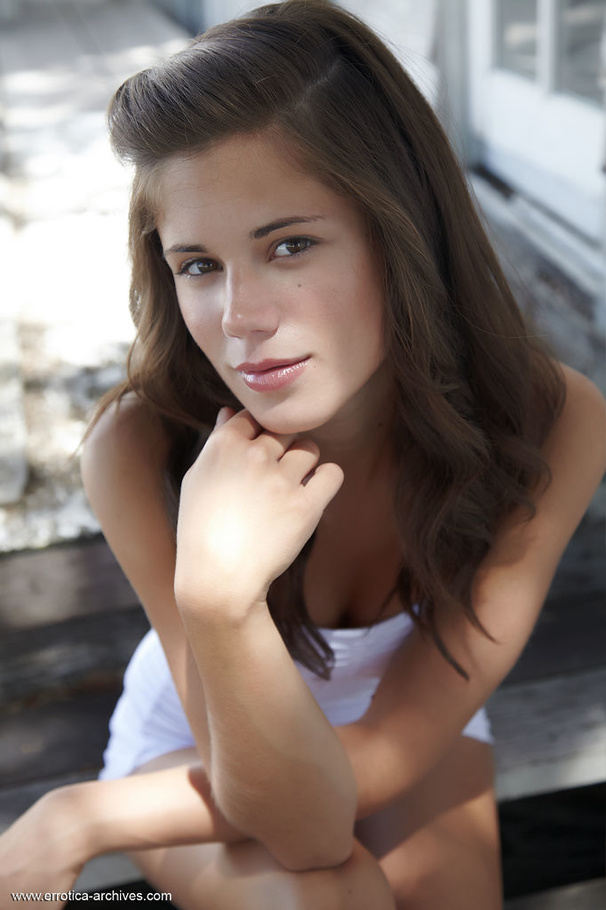 Elegant outdoor set with an innocent young  - XXX Dessert - Picture 1