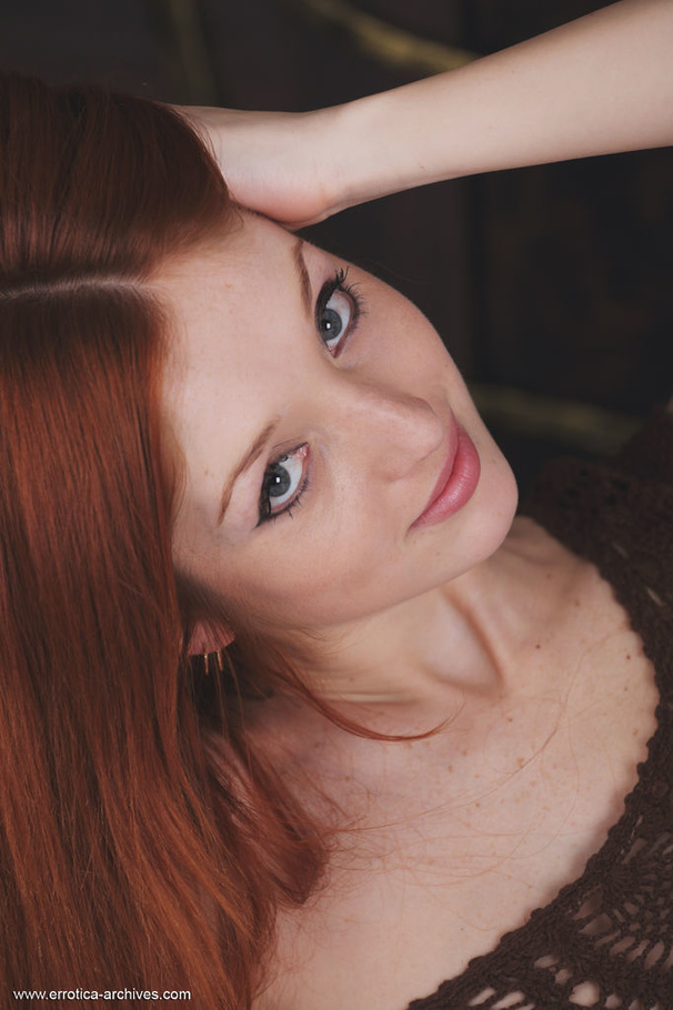Innocent redhead fox takes off her black me - XXX Dessert - Picture 3