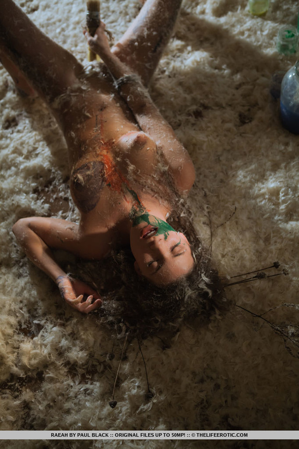 Dirty slut in the mud gets sticky and rubs  - XXX Dessert - Picture 13