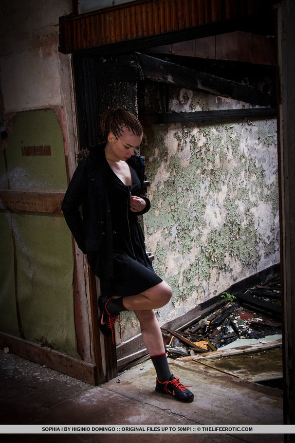 Slut in trench coat opens up and teases her - XXX Dessert - Picture 1