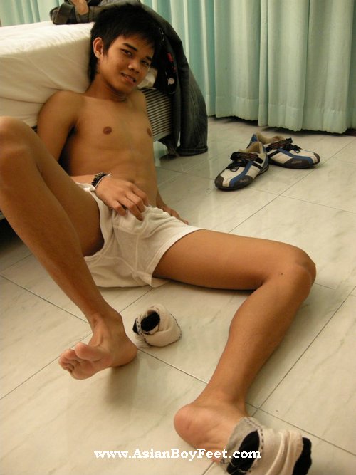 Skinny Asian sits down topless on the floor - XXX Dessert - Picture 5