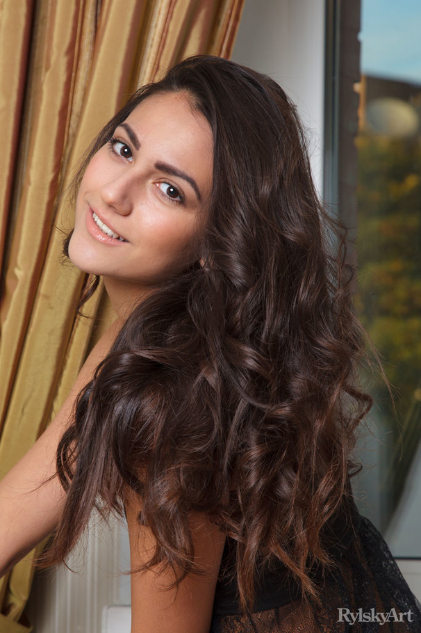 Slender brunette pulls off black underwear  - XXX Dessert - Picture 2
