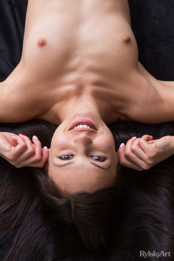 Babe in nylon inwrought stockings posing ho - XXX Dessert - Picture 7