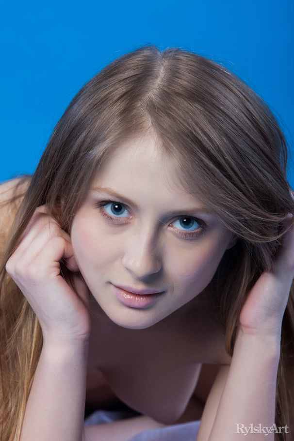 Steaming hot sex posing on blue back ground - XXX Dessert - Picture 1