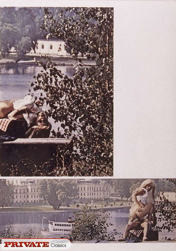 Blonde hottie dislays her juicy tits and st - XXX Dessert - Picture 4