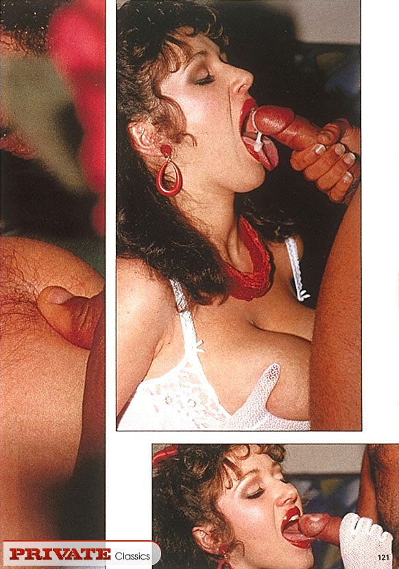 Luscious babe lays down naked on a black an - XXX Dessert - Picture 11