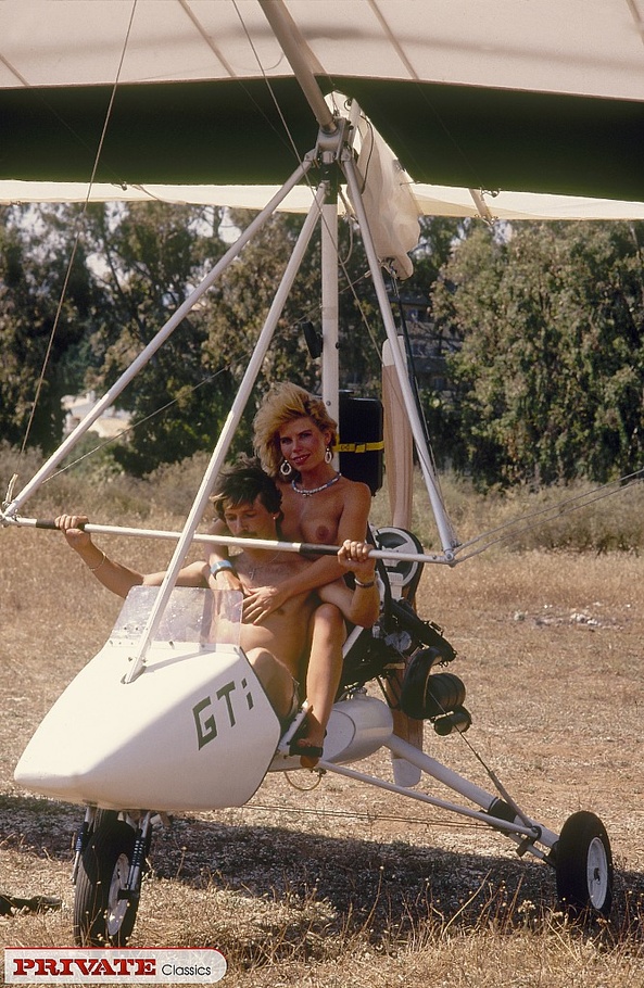 Blonde hottie shows different photos of her - XXX Dessert - Picture 7