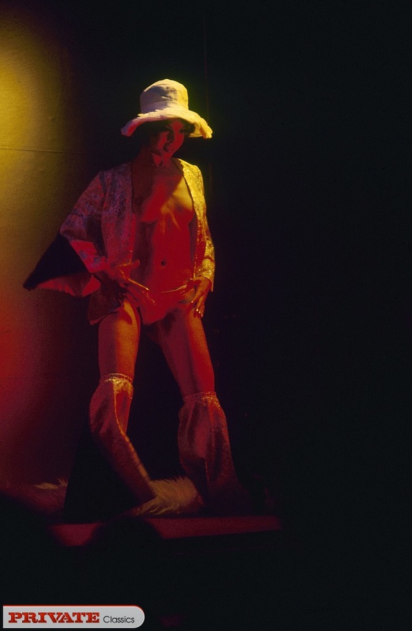 Lucious hotties teases with their indulging - XXX Dessert - Picture 1