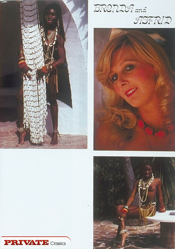 Alluring chick and a blonde bombshell grabs - XXX Dessert - Picture 1