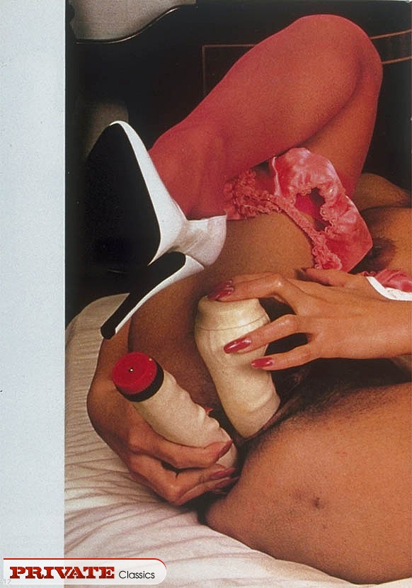 Lusty babe with indulging tits and foxy bod - XXX Dessert - Picture 1