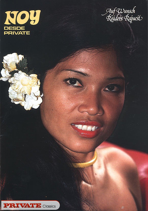 Blonde babe displays her steaming hot body  - XXX Dessert - Picture 5