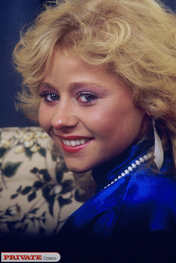 Blonde hottie in blue dress, purple lingeri - XXX Dessert - Picture 1