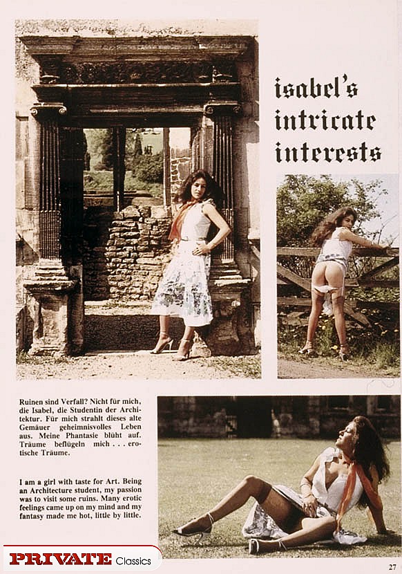 Hot babe displays her stunning body outdoor - XXX Dessert - Picture 1