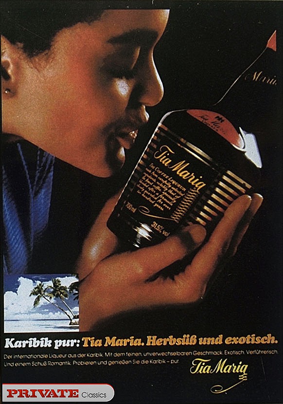 Smoking hot chick wearing brown floral band - XXX Dessert - Picture 10