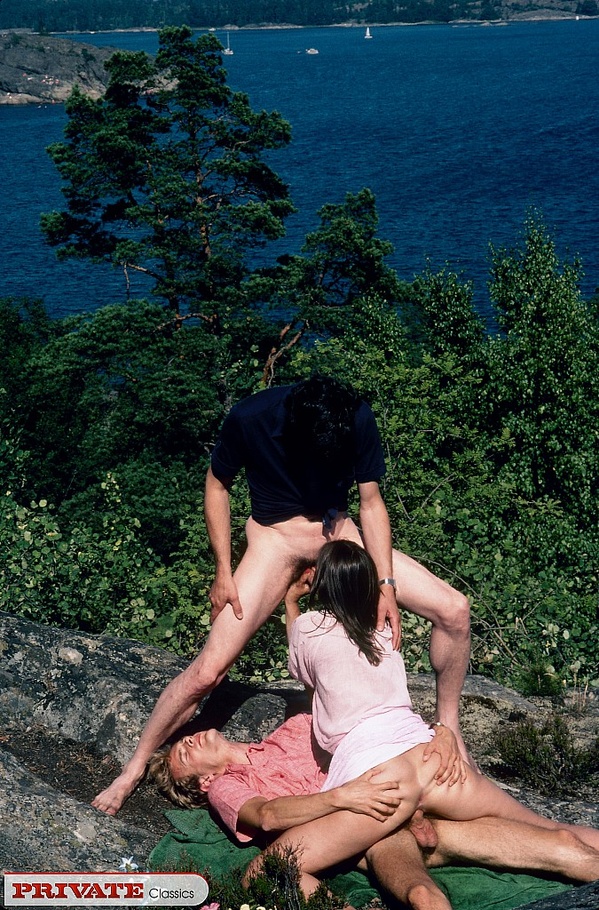 Gorgeous hottie with steaming hot body in w - XXX Dessert - Picture 12