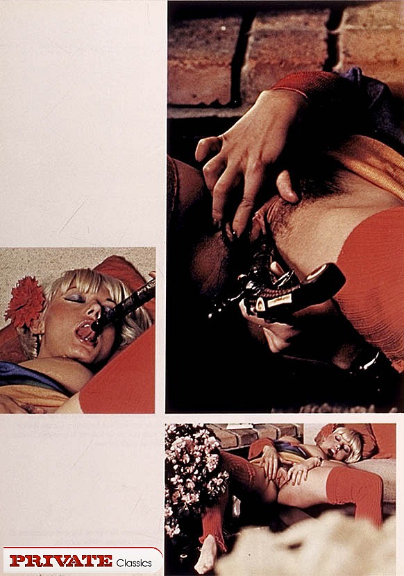 Alluring blonde with steaming hot body in b - XXX Dessert - Picture 3