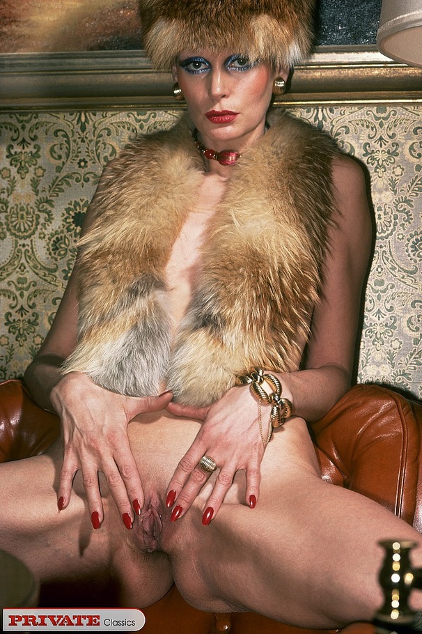 Luscious babe with skinny body in different - XXX Dessert - Picture 8