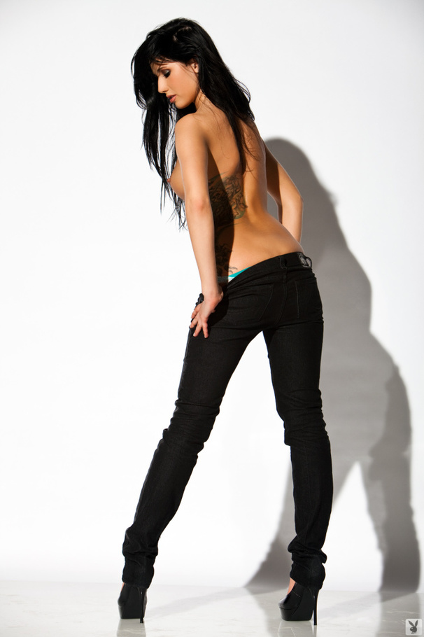 Ultra skinny tattooed model with dark hair  - XXX Dessert - Picture 3