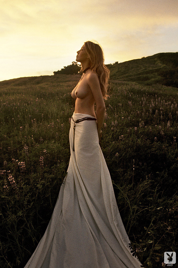 Brown-eyed blonde hippie siren in white dress needs help bathing in waterfall - XXXonXXX - Pic 6