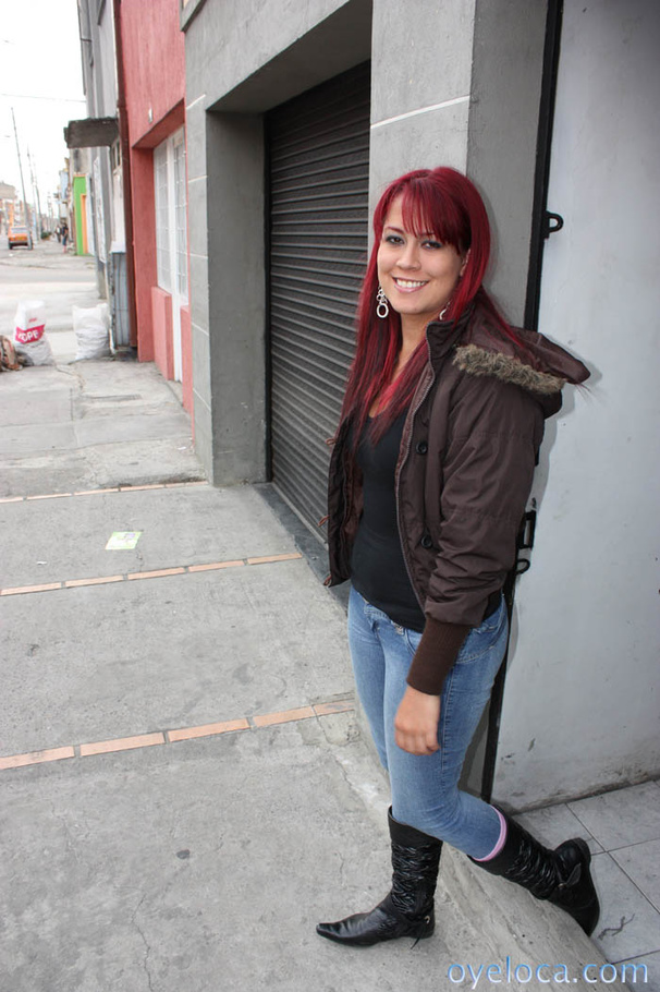 Redhead chick in black fishnet bodysuit suc - XXX Dessert - Picture 1