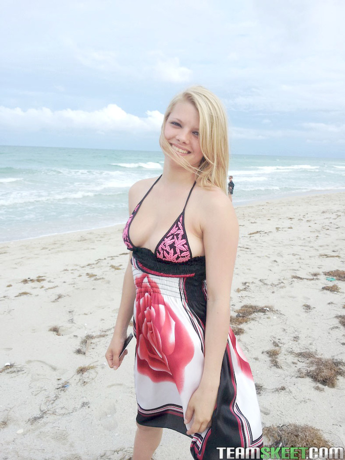 Busty blonde in sexy dress and no panty tea - XXX Dessert - Picture 1