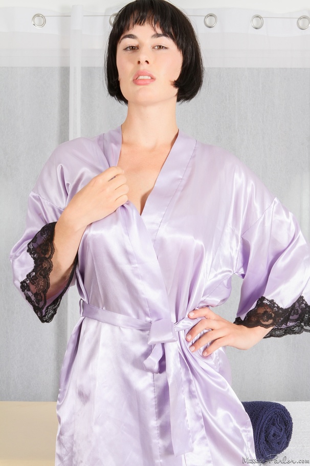 Seductive brunette in soft lilac silk robe  - XXX Dessert - Picture 2