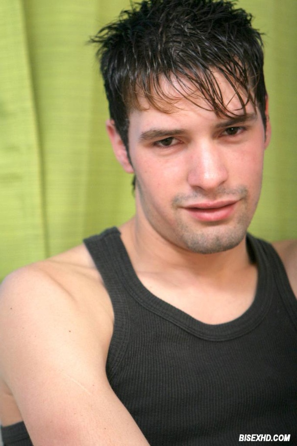 Chubby brunette kneels down and sucks two c - XXX Dessert - Picture 4