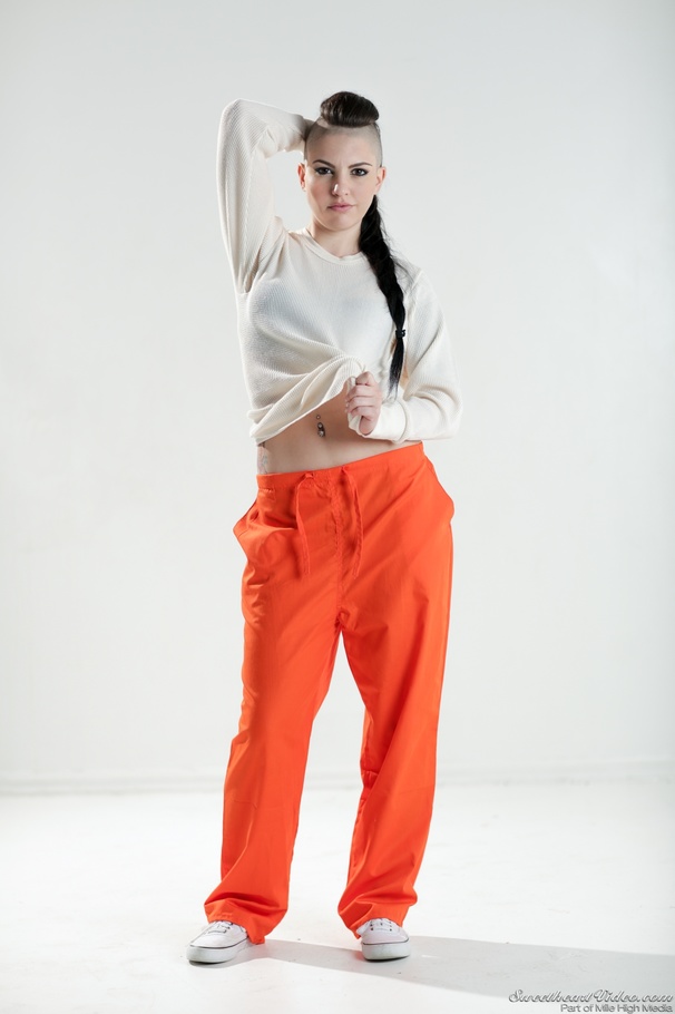 Inked punk-girl with plait takes off her or - XXX Dessert - Picture 5