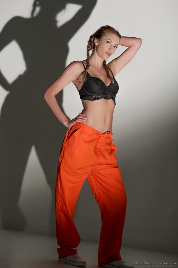 Blonde hottie with French plaits takes off  - XXX Dessert - Picture 2