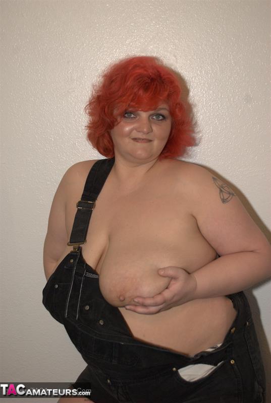 Redhead fatty rakes off all of her clothes to expose massive tits and large butt - XXXonXXX - Pic 3