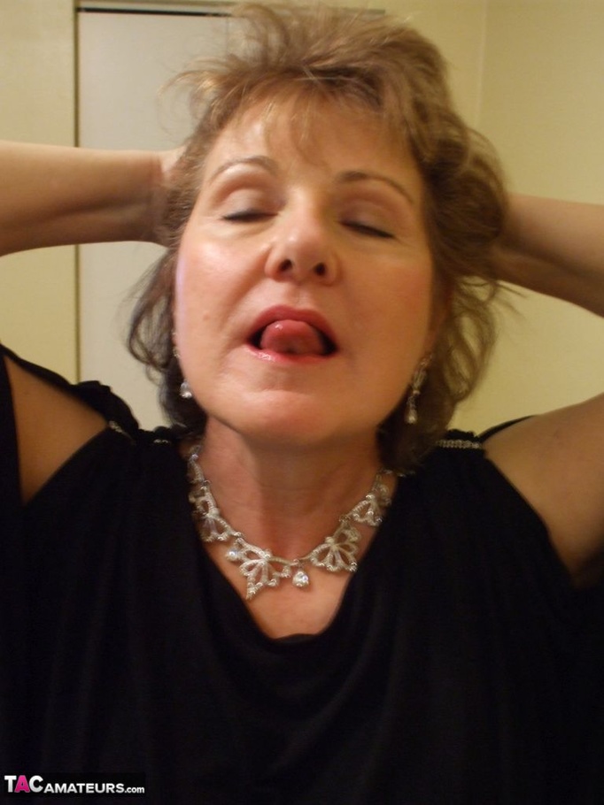Big titted granny teases with her large tits before sucking a dick - XXXonXXX - Pic 13
