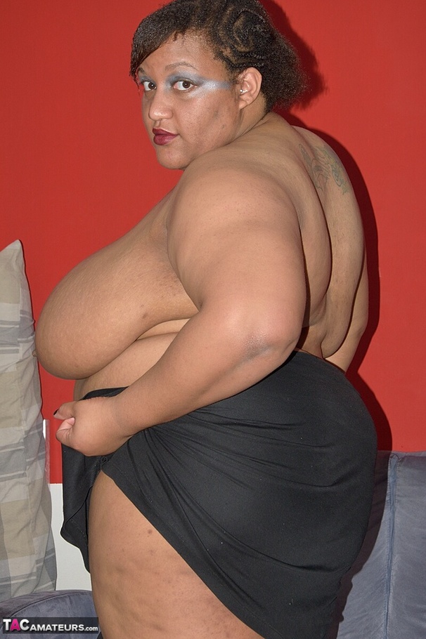 This fat whore, with black nails, shows off her rolls and shaved pussy - XXXonXXX - Pic 15