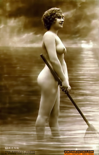 She poses in a white dress and smiles seduc - XXX Dessert - Picture 5