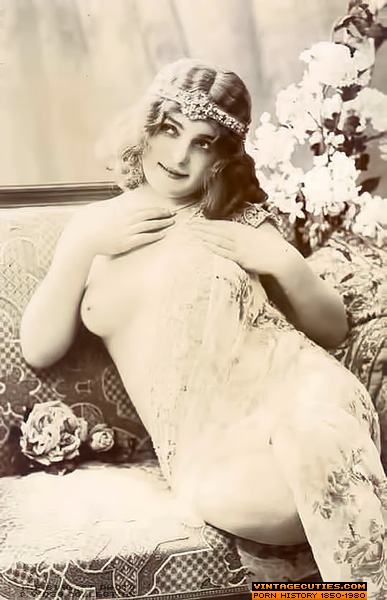 She poses in a white dress and smiles seduc - XXX Dessert - Picture 8