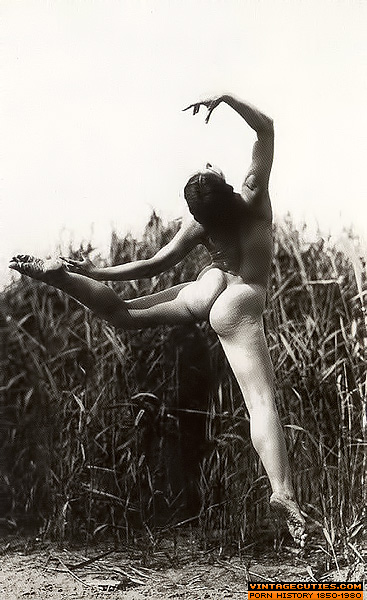 This two, petite, yet elegant whores pose n - XXX Dessert - Picture 3