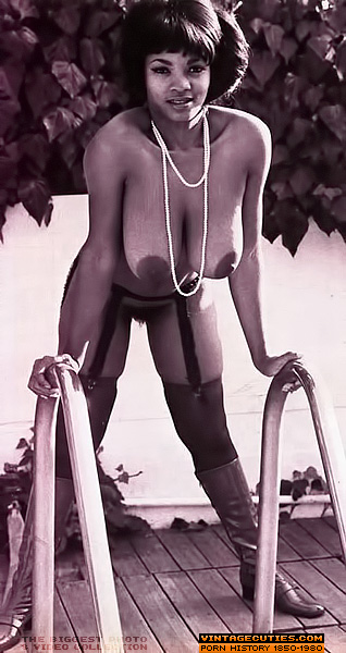 This sexy, ebony, whore with large tits suc - XXX Dessert - Picture 7