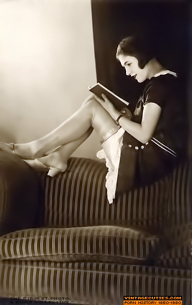 She smiles and strikes a pose in heels and  - XXX Dessert - Picture 7