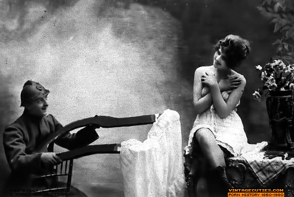 She smokes her cigarette with class and ele - XXX Dessert - Picture 9