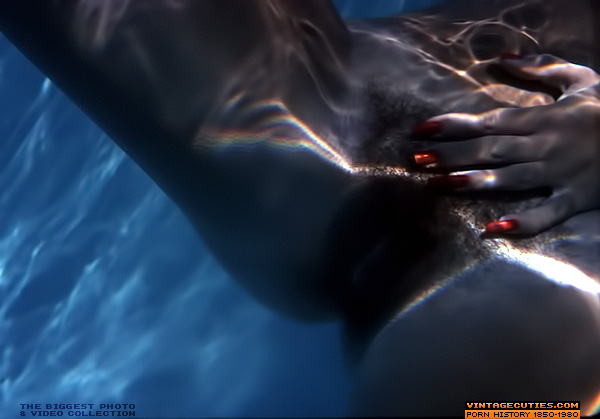 She closes her eyes and rubs her hairy puss - XXX Dessert - Picture 4