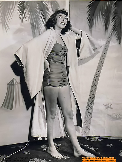 These mature, brunette, pornstars, pose top - XXX Dessert - Picture 8