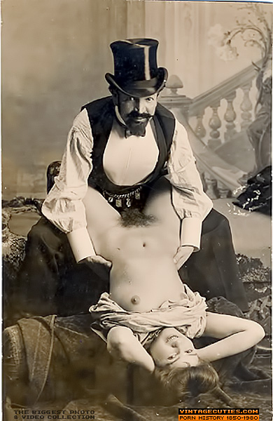 Enchanting brunette and blonde wearing blac - XXX Dessert - Picture 7